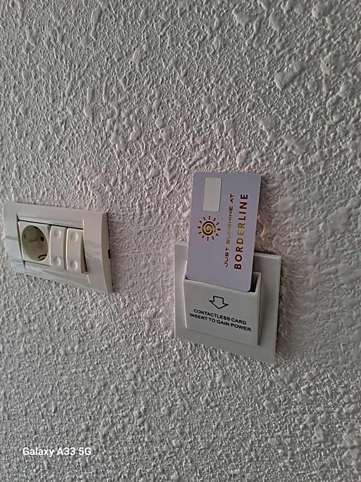 Borderline Accomodation