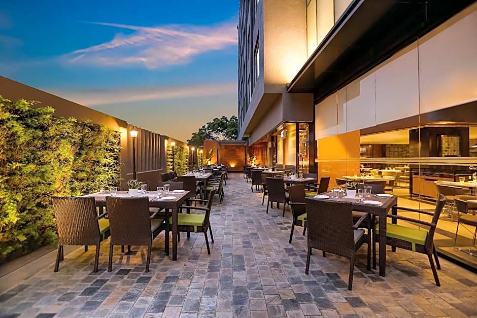 Lemon Tree Hotel Viman Nagar