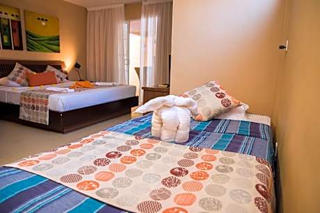 Triple Room with Garden View