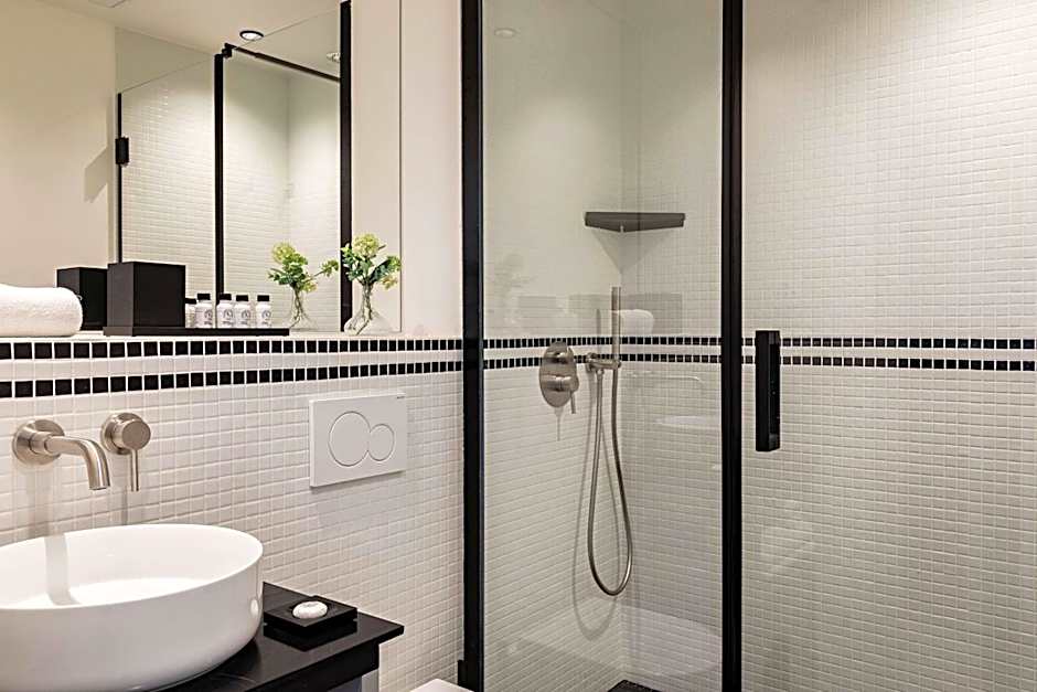 Best Western Premier The Blake Paris Gare Saint Lazare