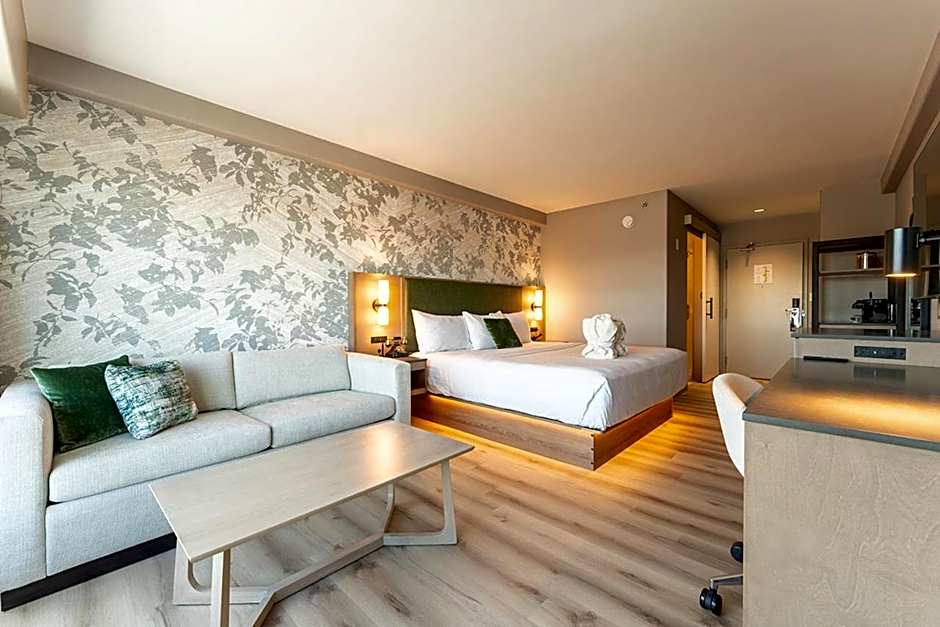 Park Town Hotel