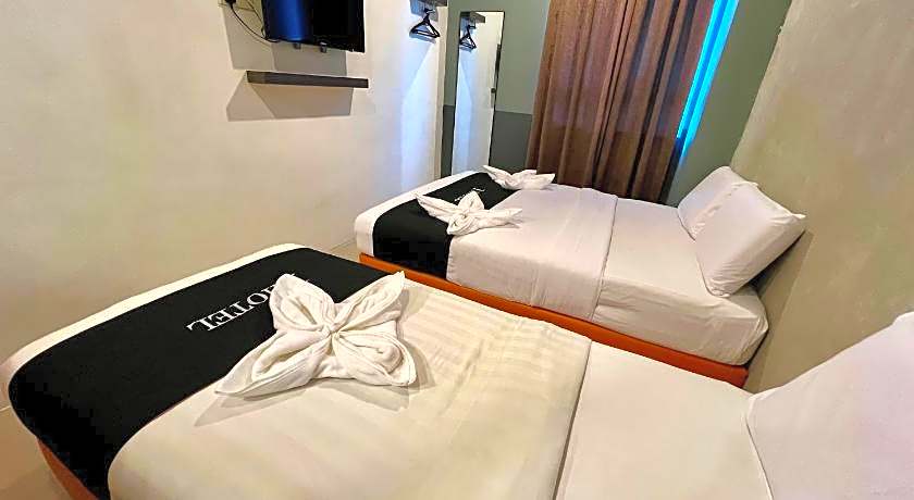 1 Hotel Taman Connaught