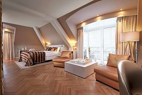 Suite with Balcony