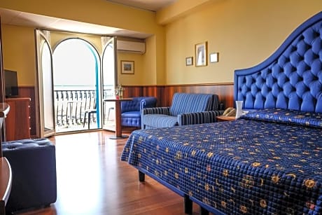 double or twin superior sea view
