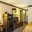 Clarion Inn Fairmont