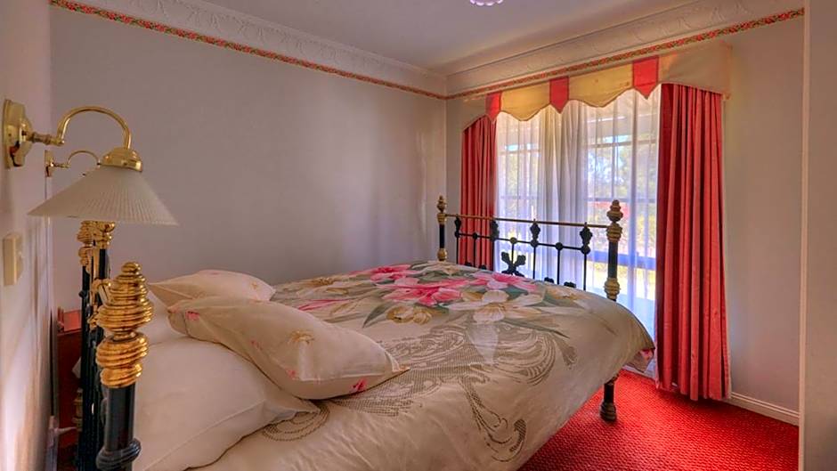 Hatchers Richmond Manor