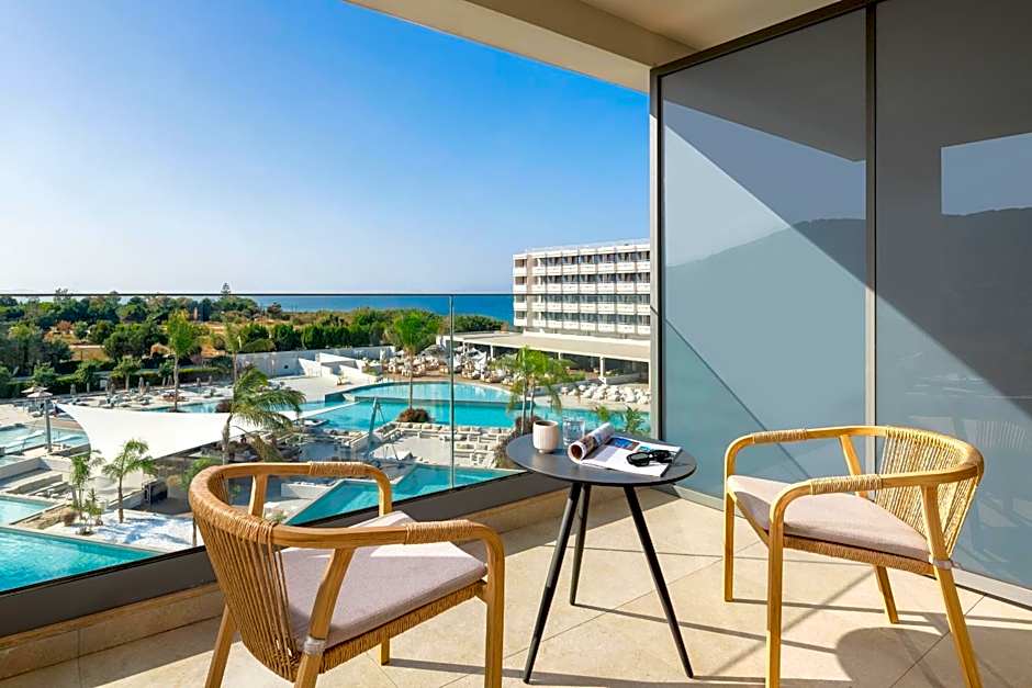 Photo 1 of 7 of Executive Suite, Pool View