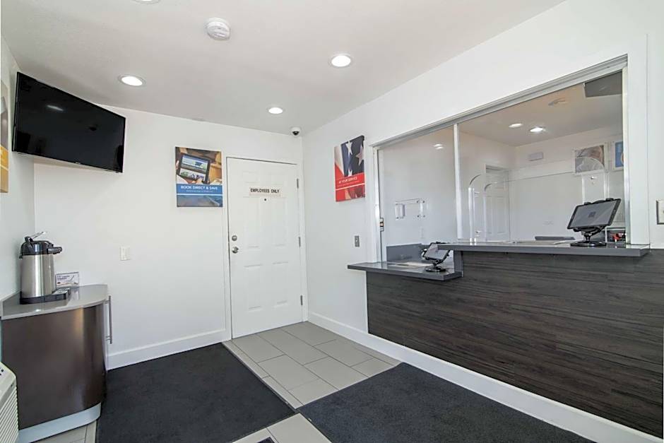 Motel 6-Moreno Valley, CA - Perris