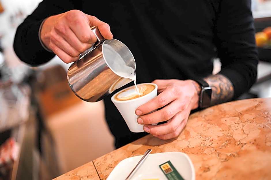 Aktiv & Familienhotel Adlernest