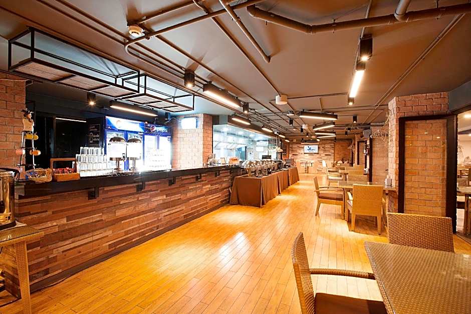 Xen Hotel Nakhon Pathom