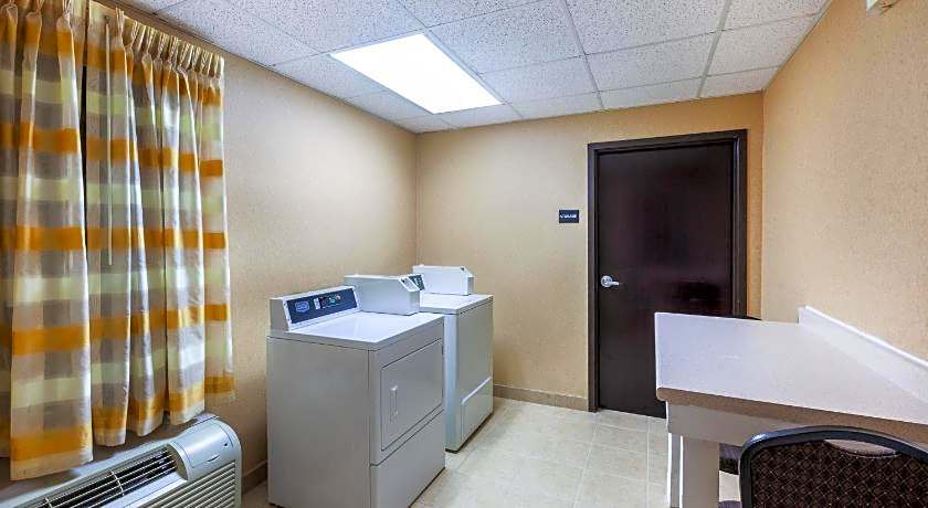 Comfort Inn Sherman - Denison Area
