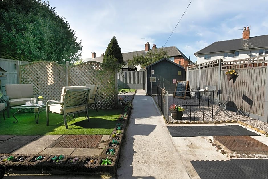 BED AT BOWBRIDGE Double Room