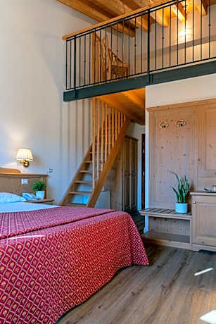 King Room with Two King Beds