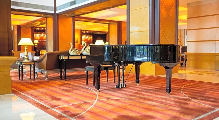 Grand International Hotel