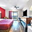 Bay Breeze Inn