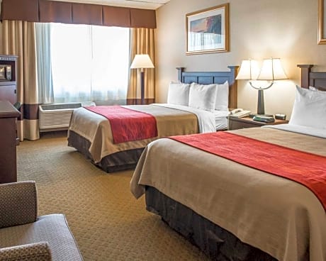Double with 2 Double Beds - Smoking