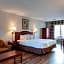 Studio City Court Yard Hotel