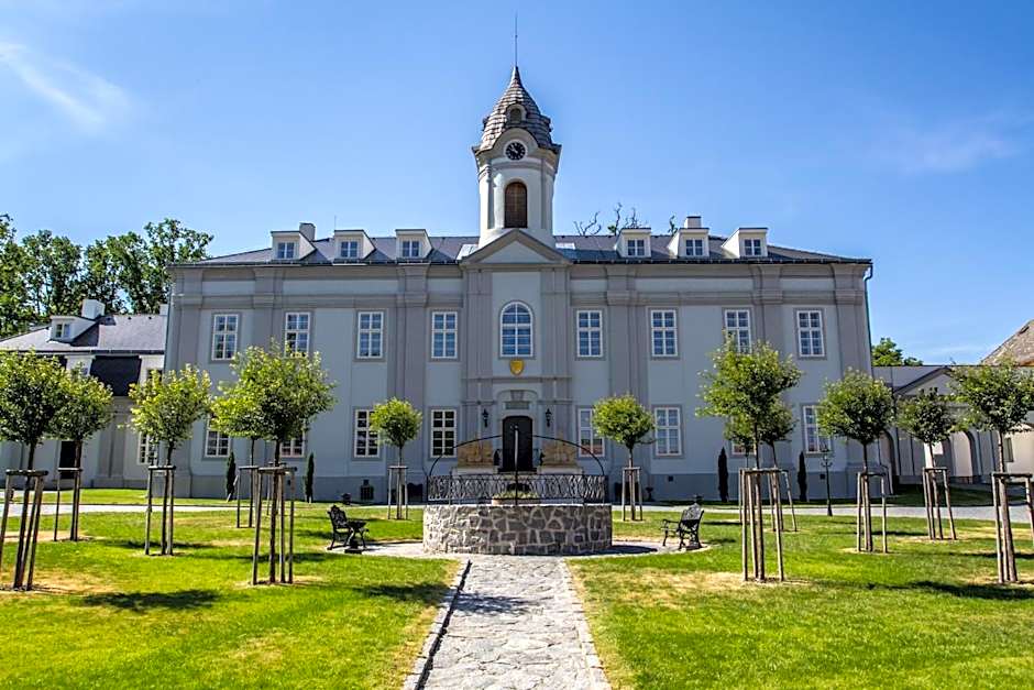 Hotel Panství Dlouhá Lhota