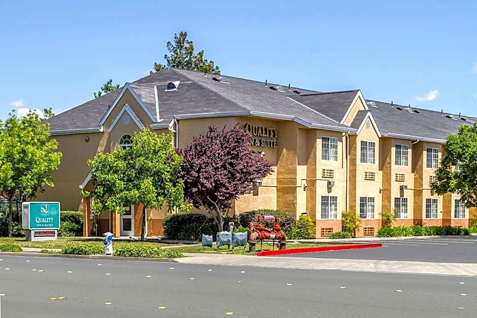 Quality Inn & Suites Santa Rosa South