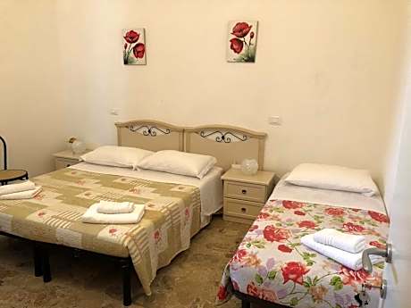 Triple Room with Garden View