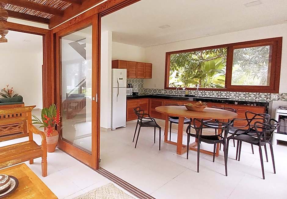 Kíria's Village Beach House