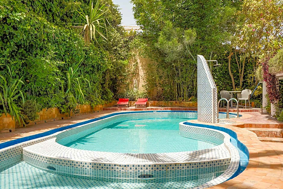 Riad Salt River