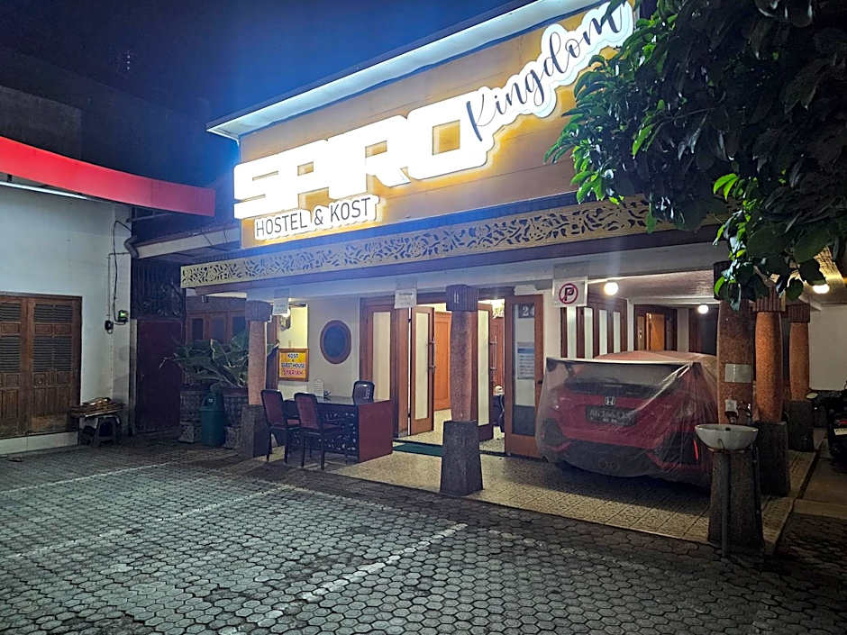 RedDoorz Syariah Near Alun-Alun Tulungagung