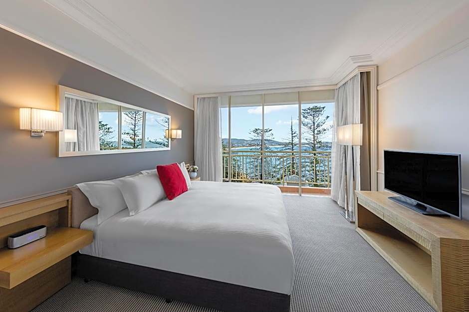 Crowne Plaza Terrigal By IHG