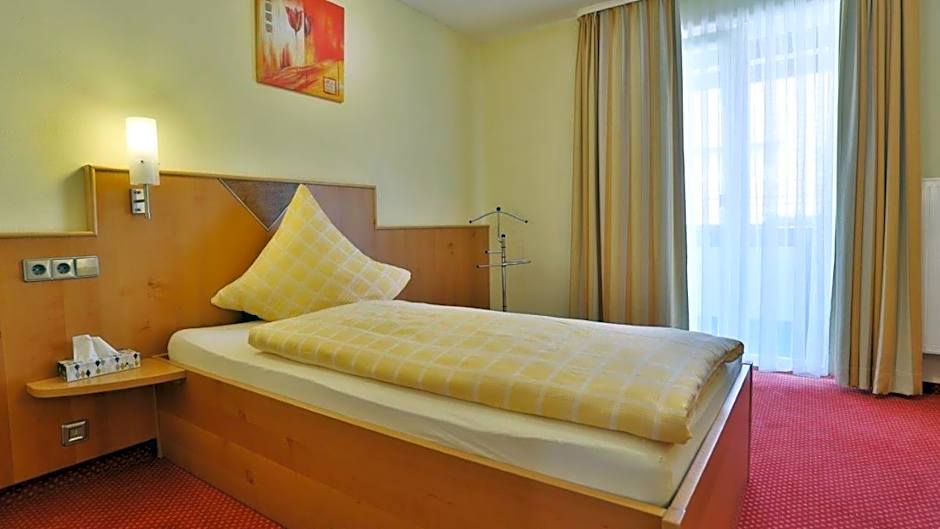 Hotel KRONE Garni