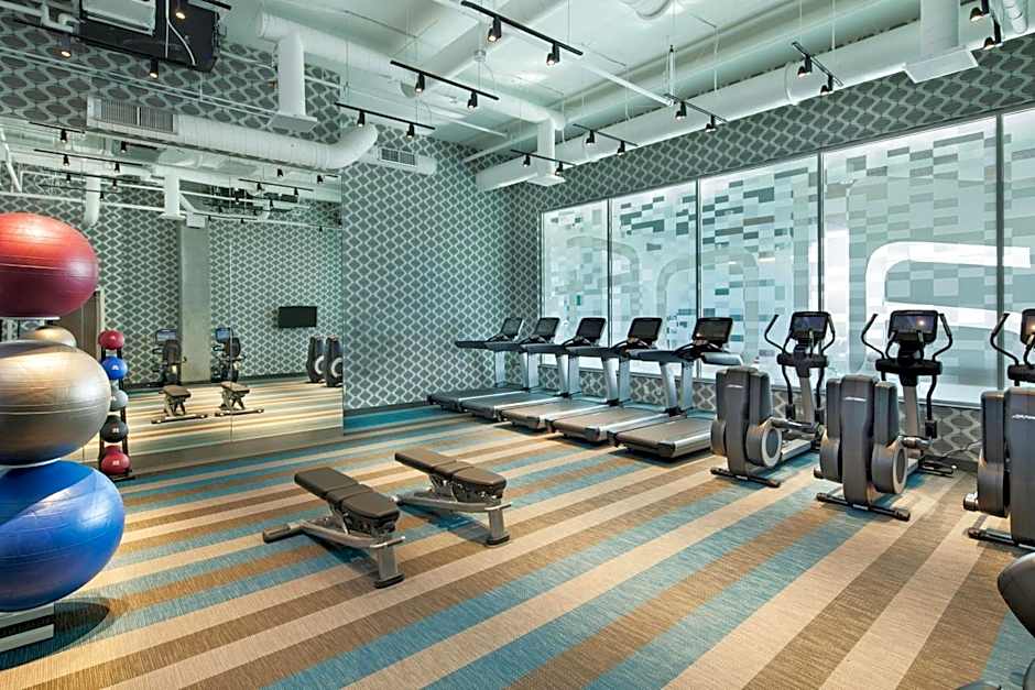 Aloft Boston Seaport District