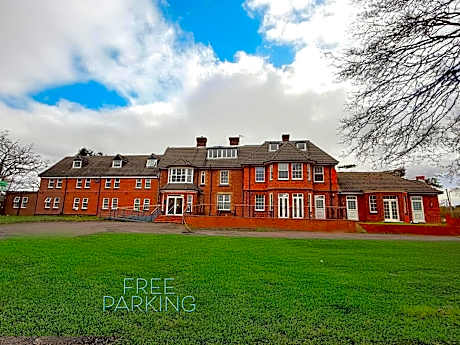 Trivelles Gatwick Hotel & airport Parking
