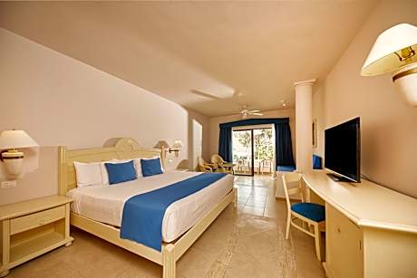 Junior Suite (1 Adult)