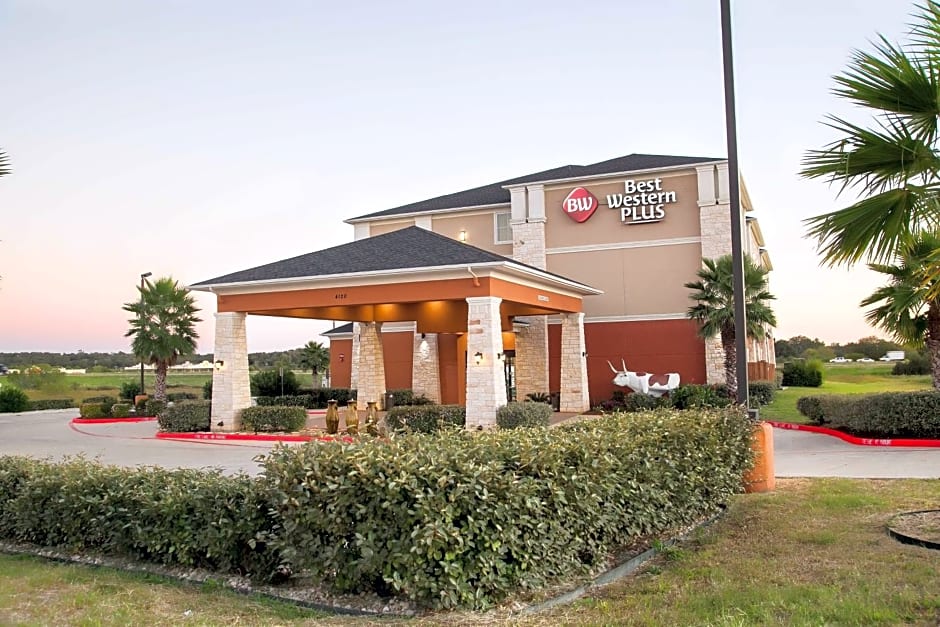 Best Western Plus Longhorn Inn & Suites