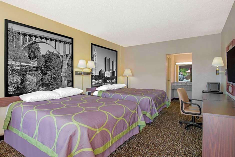 Super 8 by Wyndham Ashland