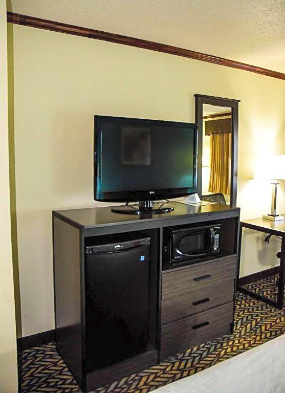 Best Western Fairwinds Inn