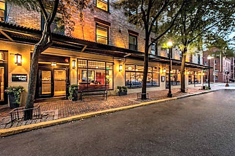 Staypineapple, A Delightful Hotel, South End