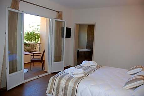 Two-Bedroom Suite with Sofa Bed