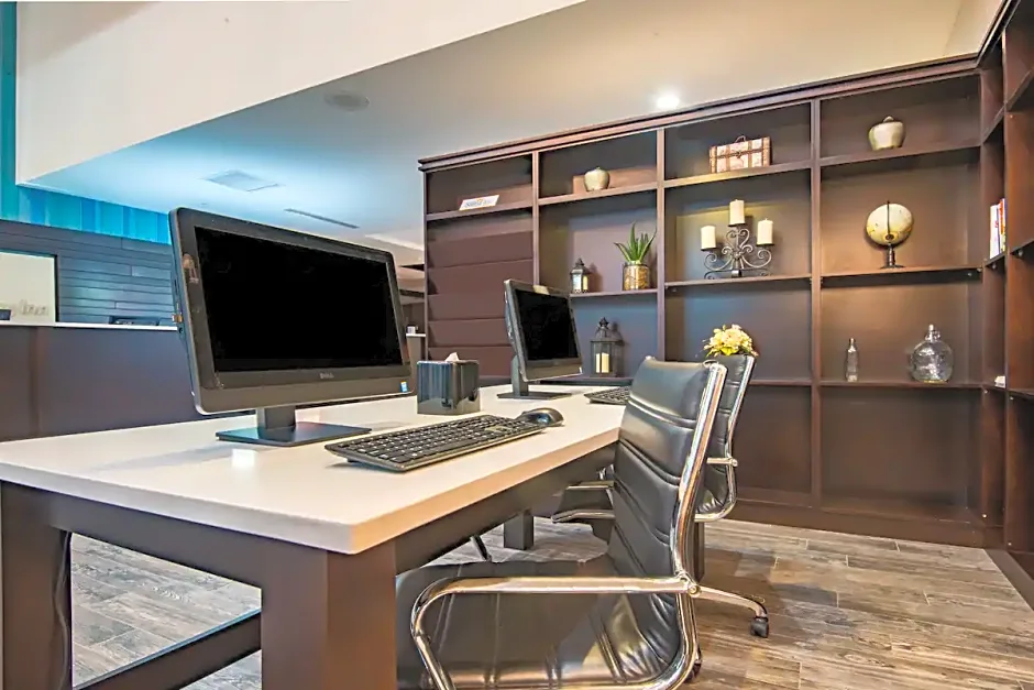 Holiday Inn Salina By IHG