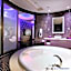 Royal Group Motel Ming Chen Branch