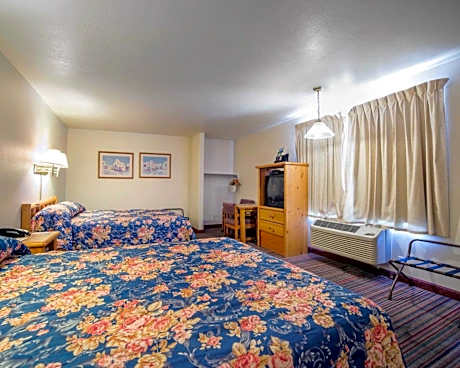 Queen with 2 Queen Beds - Non-Smoking