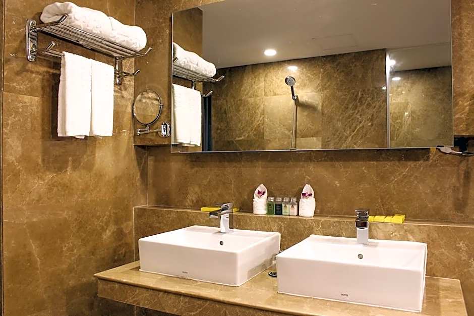 Grand Sokhalay Hotel