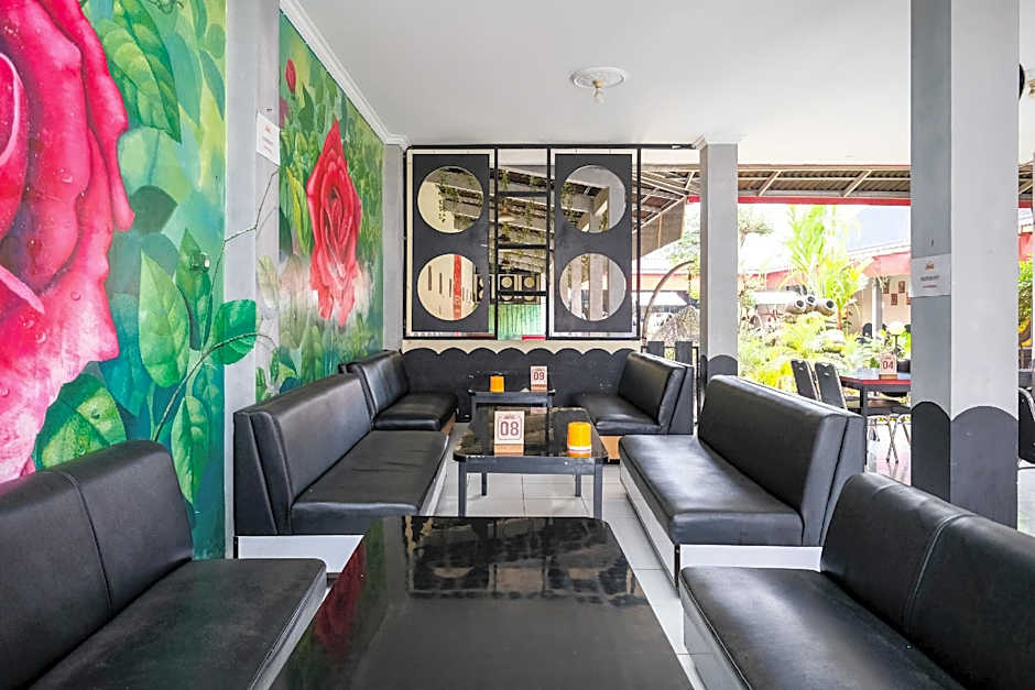 RedDoorz Syariah near Alun Alun Wonosobo 4