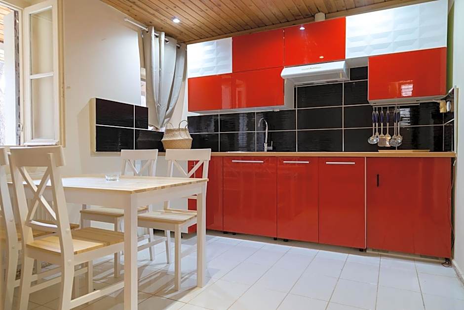 Poseidon Apartments and Villas by the Sea