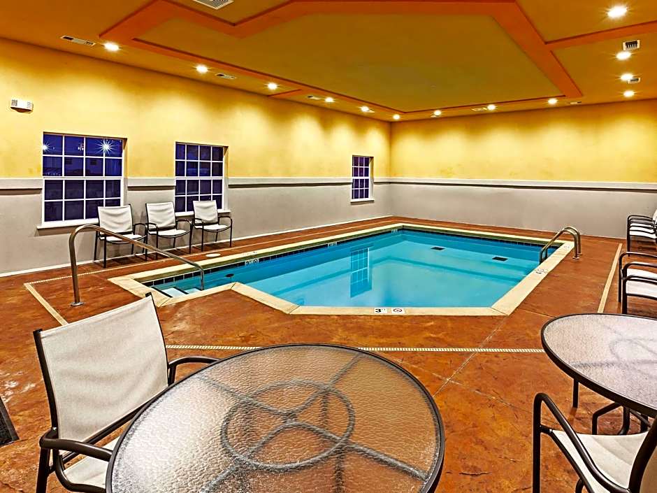 Comfort Inn & Suites