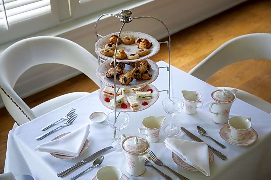 Grand Galvez Resort, Autograph Collection