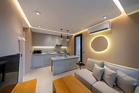 1-Bedroom Suite with King Bed