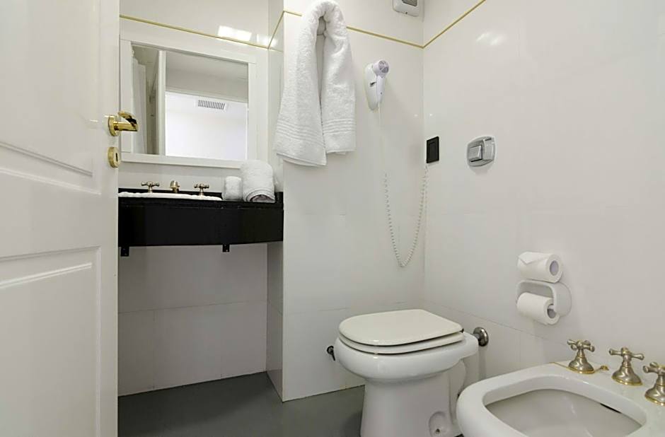 Cyan Recoleta Hotel