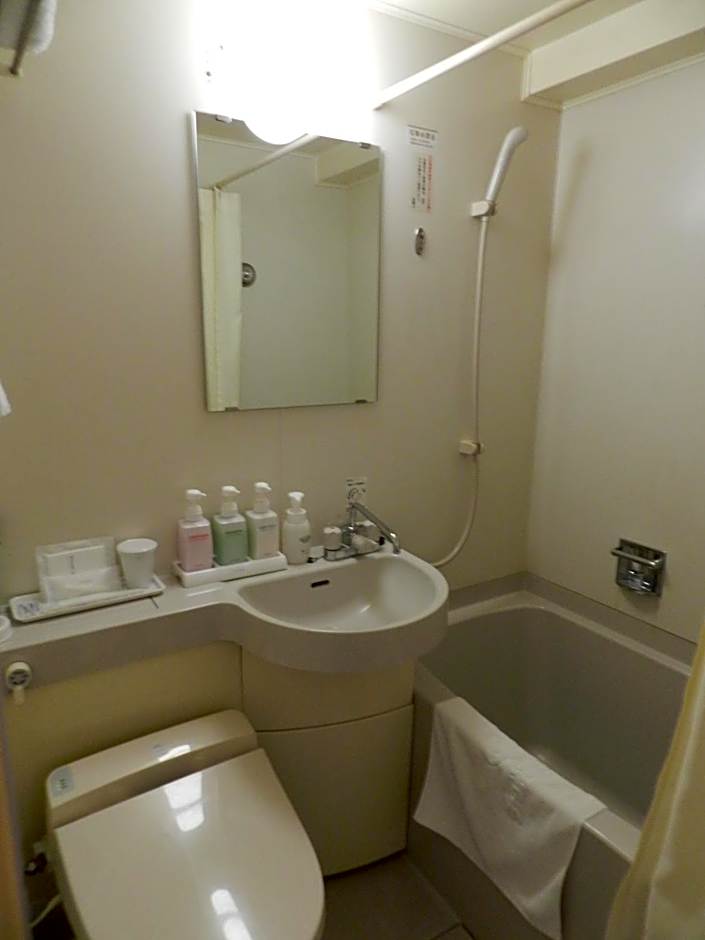 Hotel Check In Shimbashi