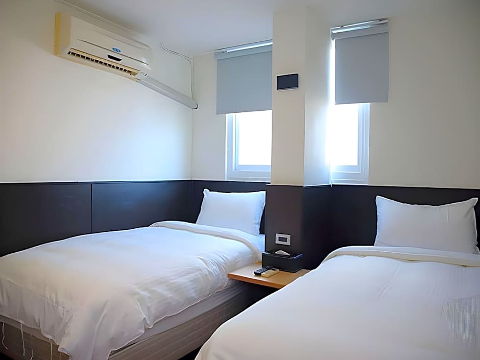 Cloud Izumi Cozy Inn