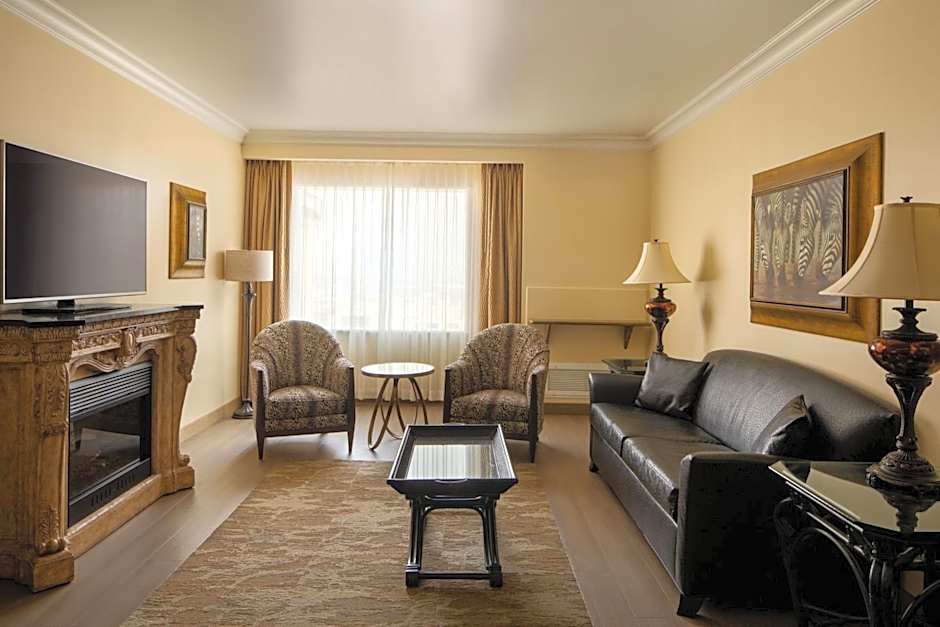 The Davenport Tower, Autograph Collection by Marriott